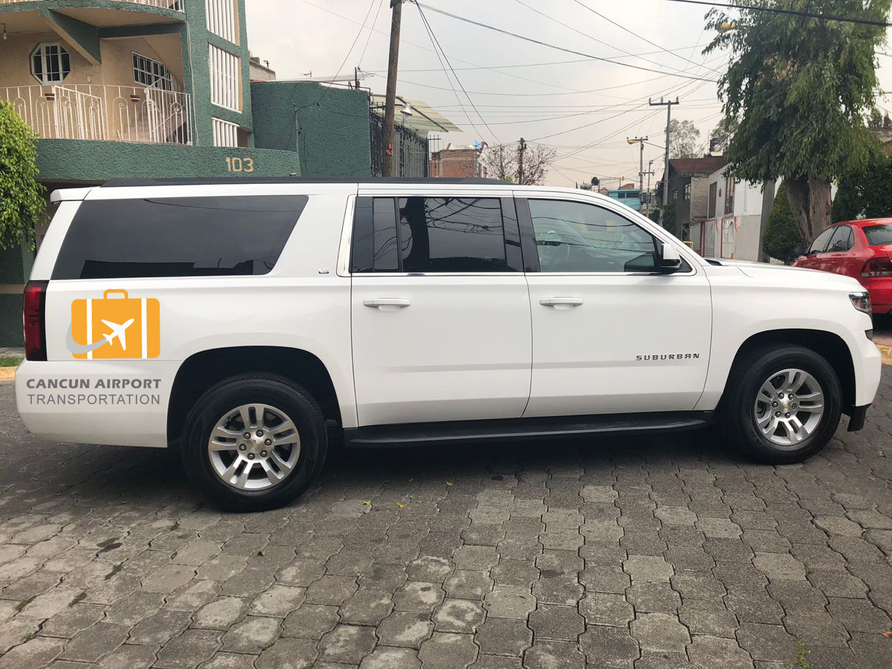 White SUV for Luxury Transfers